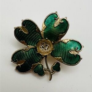 Vintage Green Enamel Flower Brooch Gold Tone Floral Pin Costume Jewelry